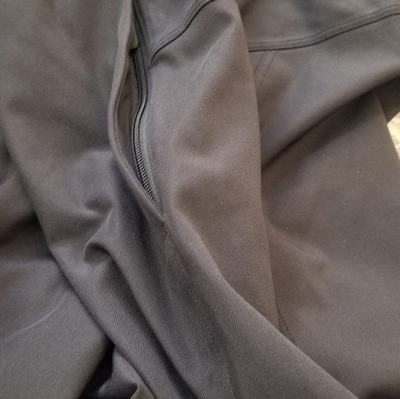 Lululemon Stretch High Rise Cropped Pant Size 4 - Picture 11 of 11